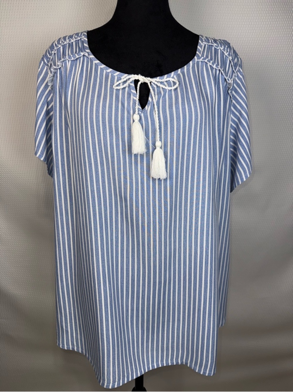 EVRI Short Sleeve Striped Peasant Top with Tassels Lightweight Sz XL